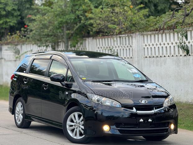 Toyota Wish 2010 Black
