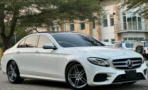 Mercedes-Benz E220 2016 Pearl