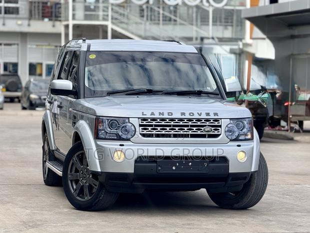 Land Rover Discovery 2011 Silver