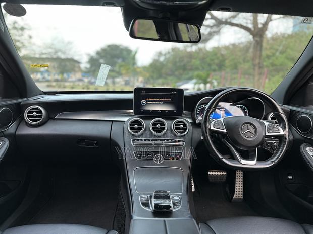 Mercedes-Benz C200 2014 White