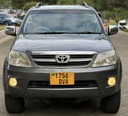 Toyota Fortuner 2006 Gray for sale