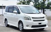 Toyota Noah 2008 White for sale
