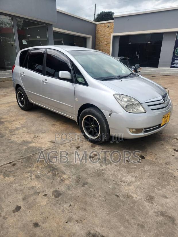 Toyota Corolla Spacio 2006 Silver