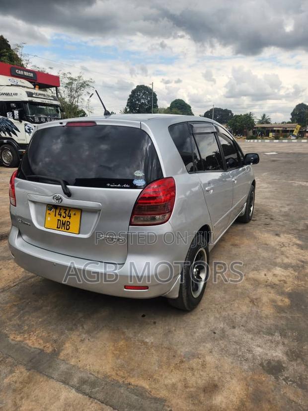 Toyota Corolla Spacio 2006 Silver