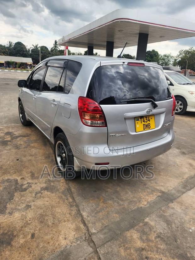 Toyota Corolla Spacio 2006 Silver