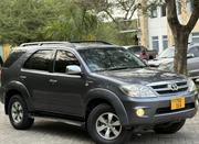 Toyota Fortuner 2006 Gray for sale