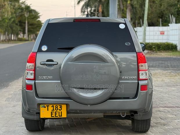 Suzuki Escudo 2013 Gray