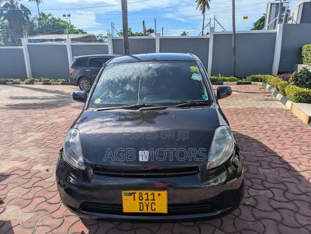 Toyota Passo 2005 Black