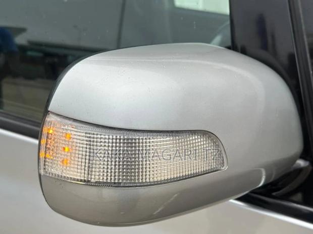 Toyota Alphard 2007 Gray