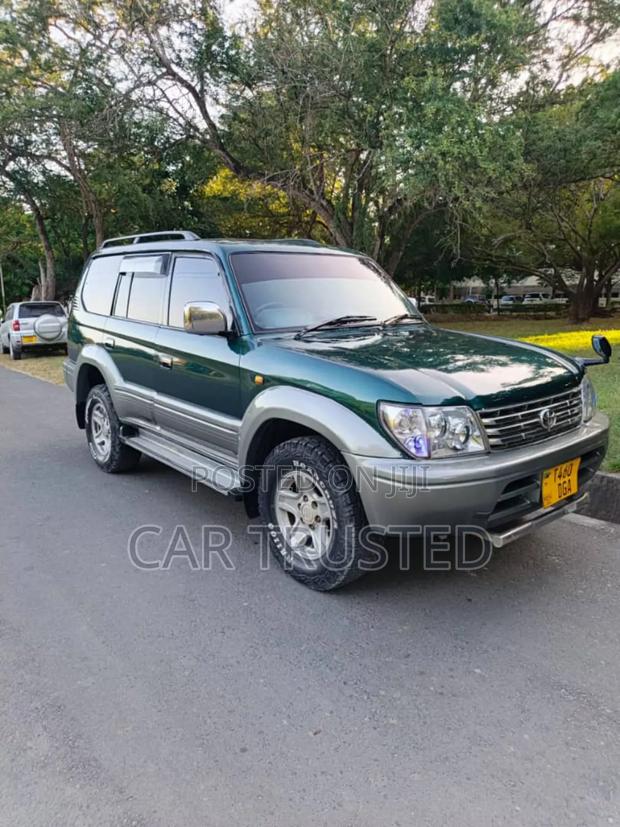 Toyota Land Cruiser Prado 2.7 3dr 2003 Green