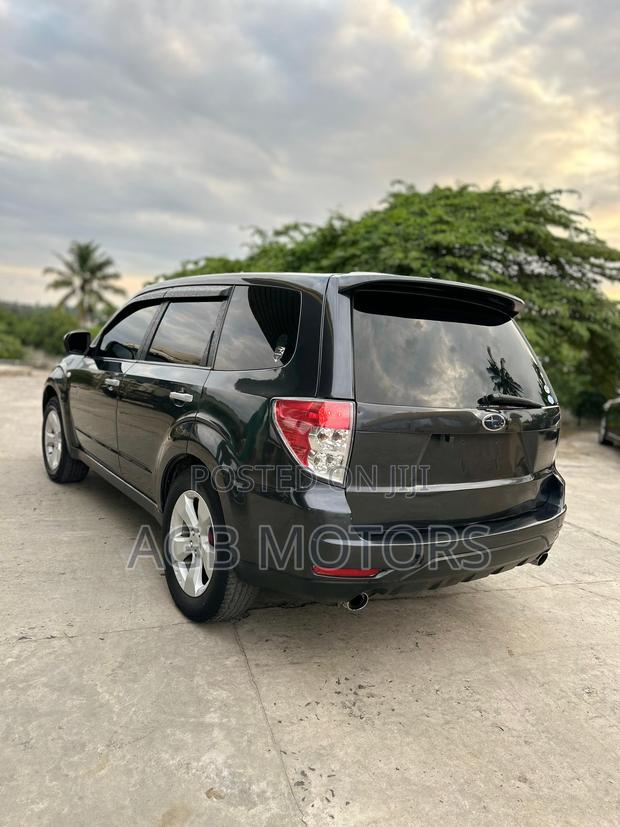Subaru Forester 2008 Black