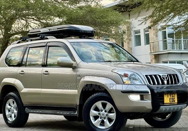 Toyota Land Cruiser Prado 2005 Beige