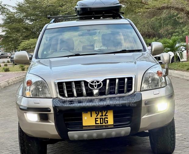 Toyota Land Cruiser Prado 2005 Beige