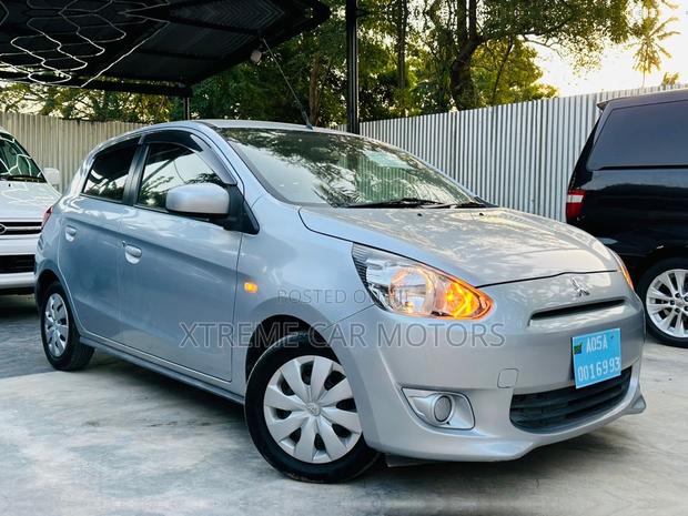 Mitsubishi Mirage 2012 Silver