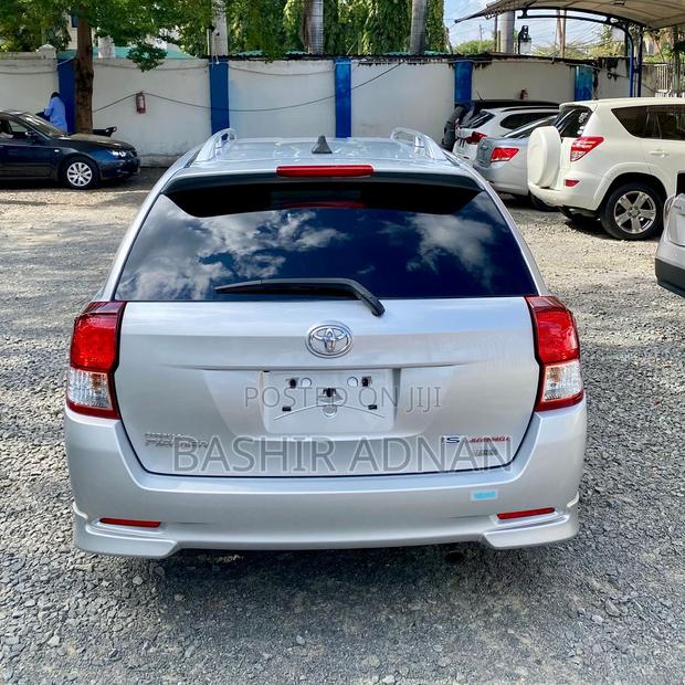 Toyota Corolla Fielder 1.5 Petrol FWD 2012 Silver