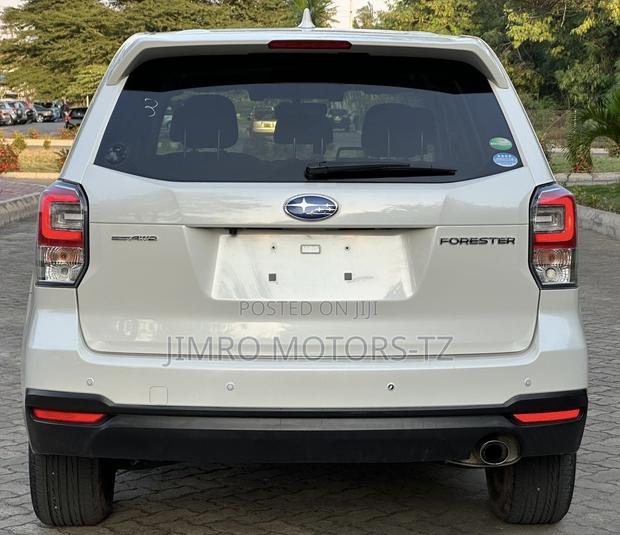 Subaru Forester 2017 White