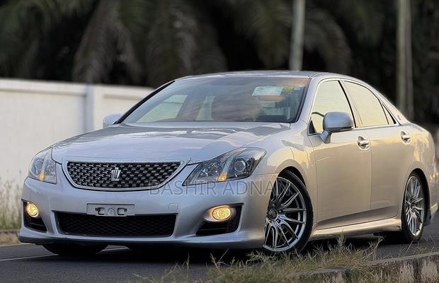 Toyota Crown 2008 Silver