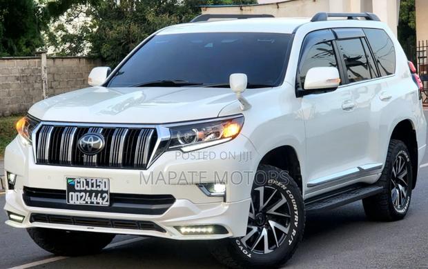 Toyota Land Cruiser Prado 2.8 2018 White