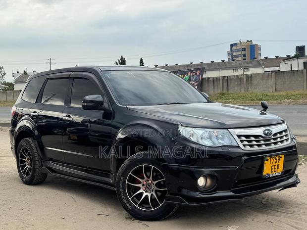 Subaru Forester 2010 Black