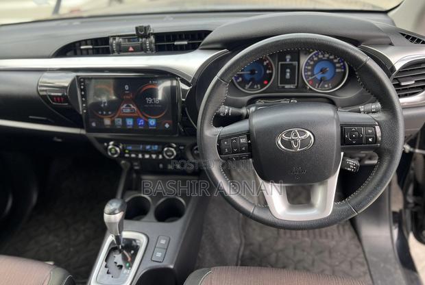 Toyota Hilux Revo Double Cab Deisel 2.4 RWD 2019 Black