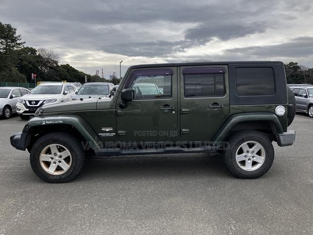 Jeep Wrangler 2010 Green