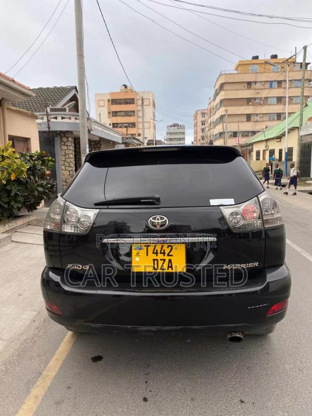Toyota Harrier 2.4 2006 Black