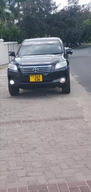 Toyota Vanguard 2010 Black for sale