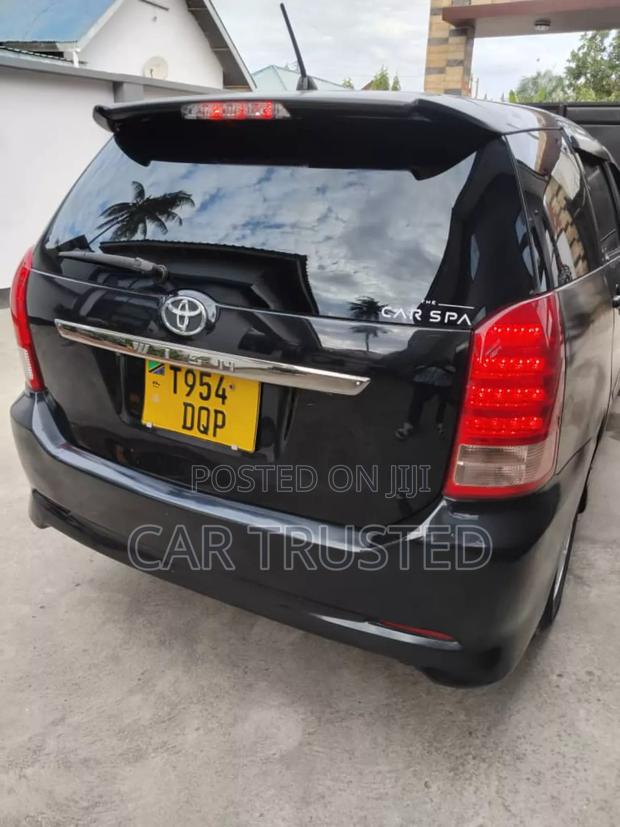 Toyota Wish 2005 Black