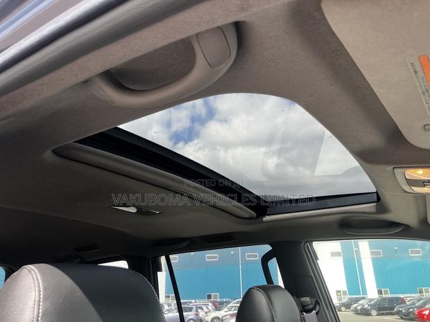 Toyota Land Cruiser Prado 2005 Gray