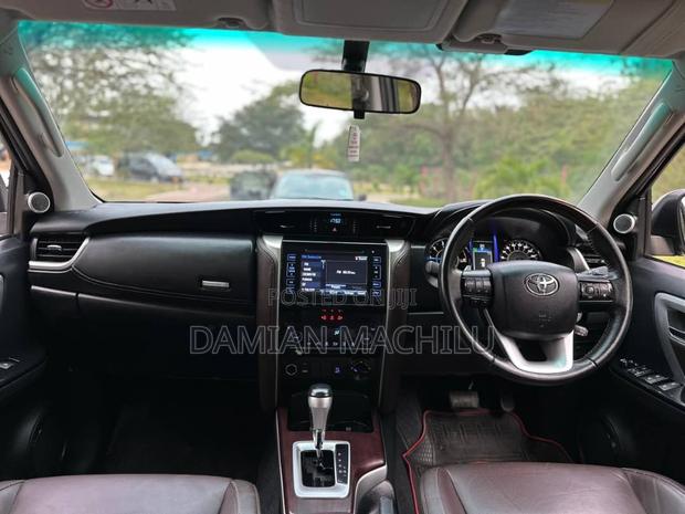 Toyota Fortuner 2018 Gray