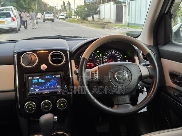 Mazda Verisa 2013 White