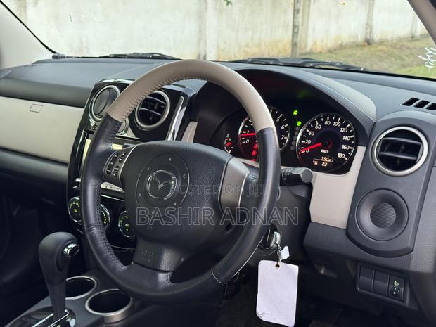 Mazda Verisa 2013 White