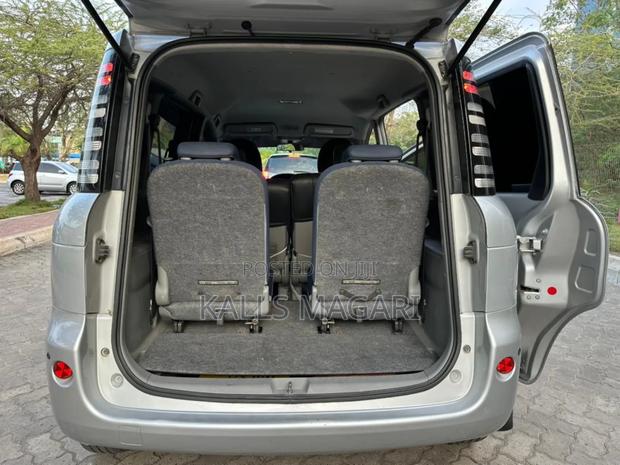 Toyota Sienta 2008 Silver
