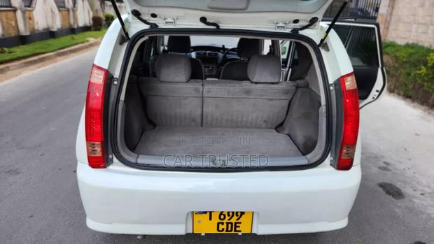 Toyota Opa 2002 White