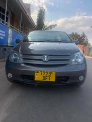 Toyota IST 2004 Gray for sale