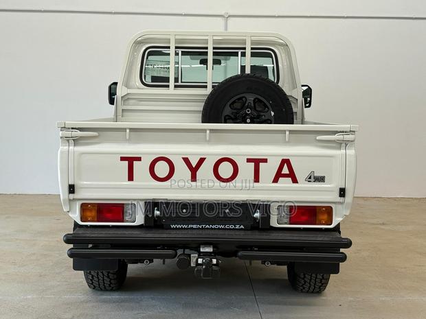 New Toyota Land Cruiser 2024 White