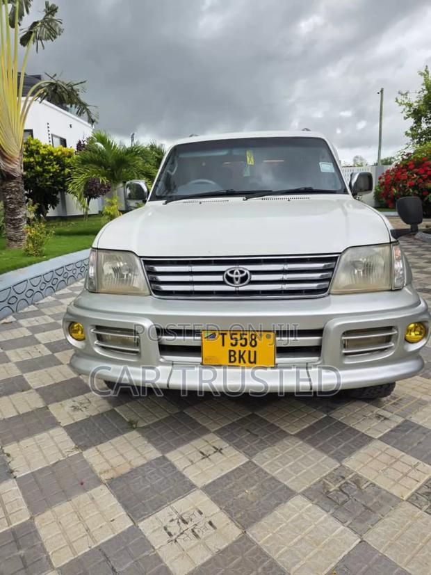Toyota Land Cruiser Prado 2.7 3dr 2003 Silver