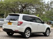 Subaru Forester 2011 White for sale