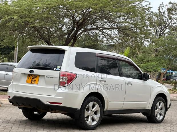 Subaru Forester 2011 White