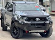 Toyota Hilux 2022 Gray for sale