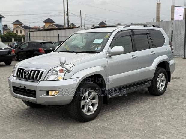 Toyota Land Cruiser Prado 3.4 5dr 2005 Silver