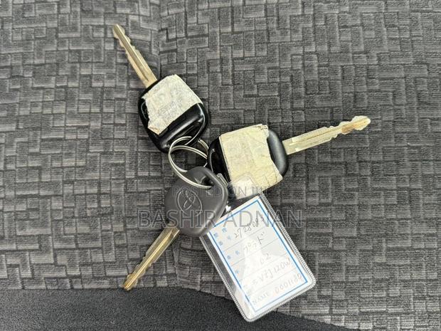 Toyota Land Cruiser Prado 3.4 5dr 2005 Silver