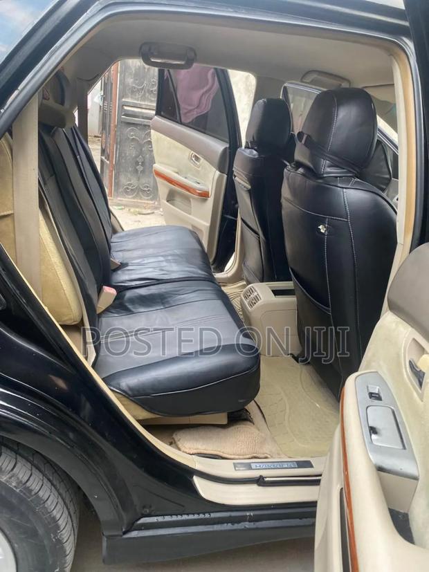 Toyota Harrier 2005 Black