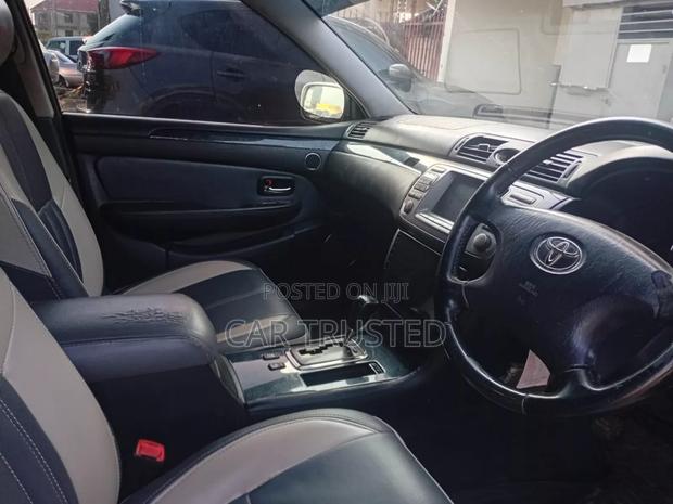 Toyota Brevis 2005 Silver
