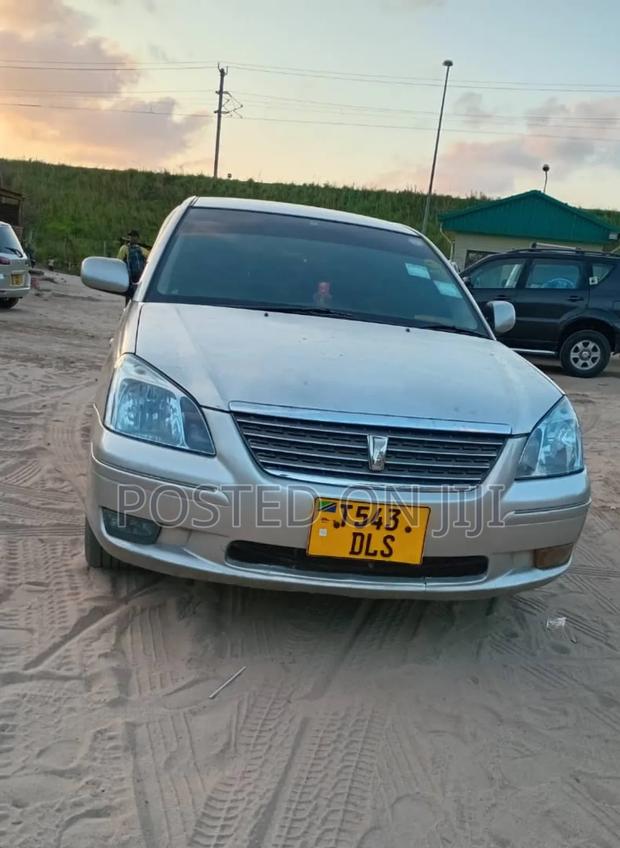 Toyota Premio 2004 Silver