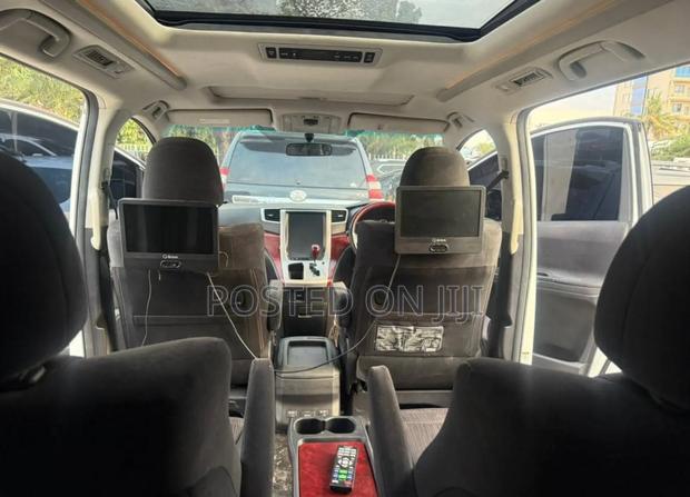 Toyota Vellfire 2008 White
