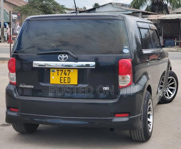 Toyota Rumion 1.5 FWD 2021 Black