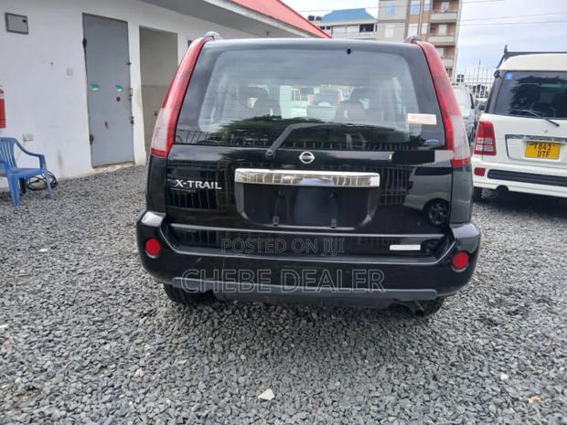 Nissan X-Trail 2005 Black