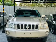 Toyota Kluger 2005 Gold for sale