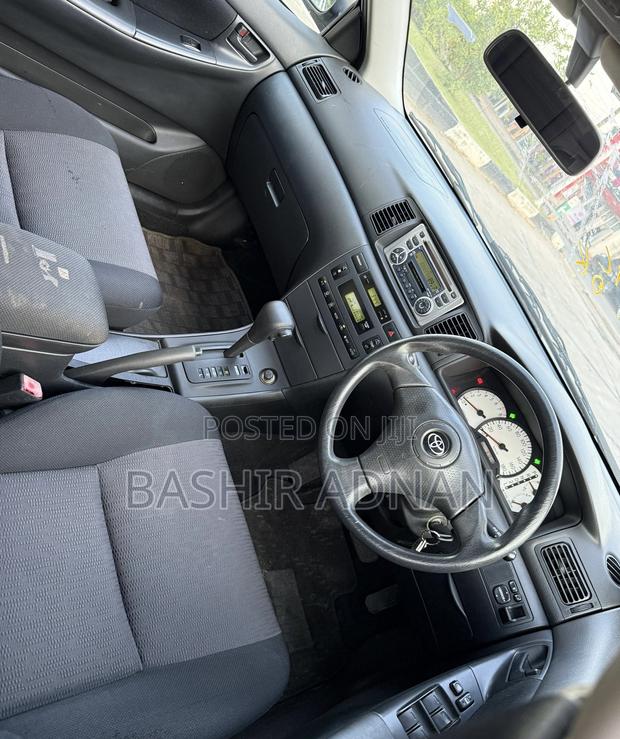 Toyota Allex 2003 Silver